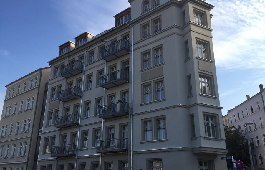 Fassadengestaltung Grau